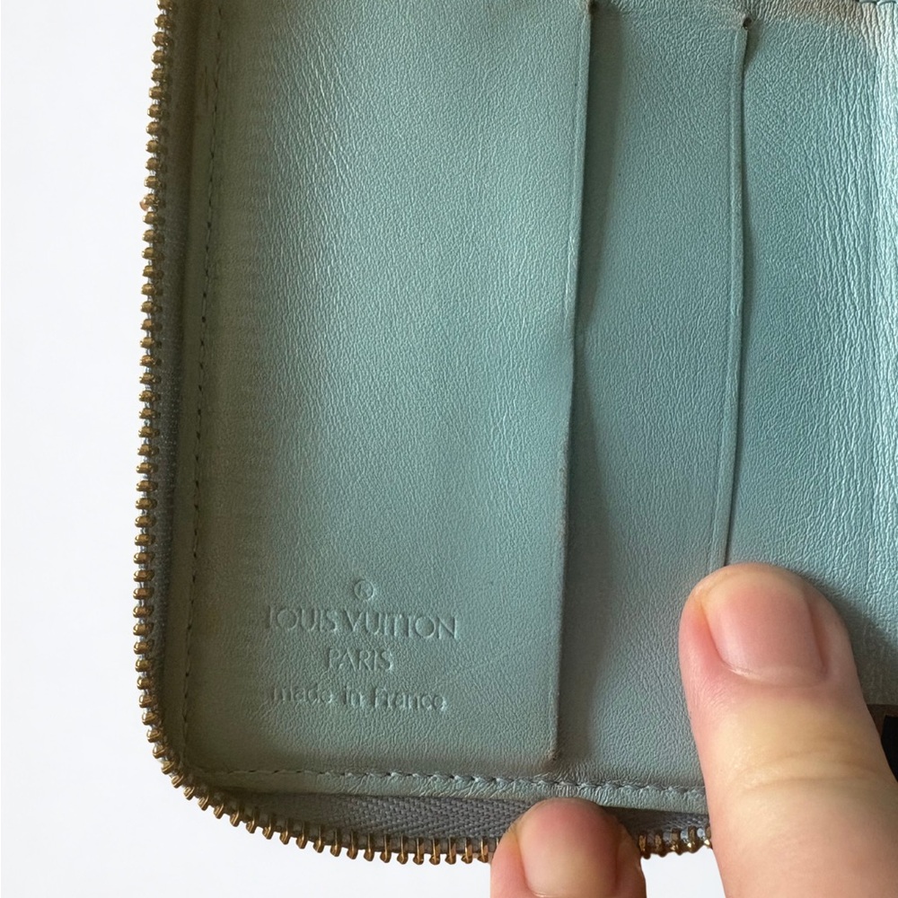 Louis Vuitton Green Blue Vernis Zip Coin Purse w/ Box & Card - Picture 4 of 8